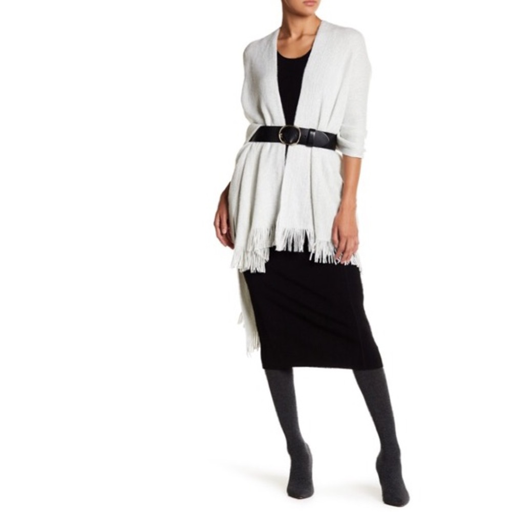 14th & Union Metallic Ruana - Picture 6 of 7